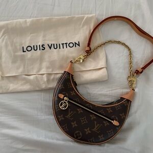 Louis Vuitton Loop in Monogram Canvas